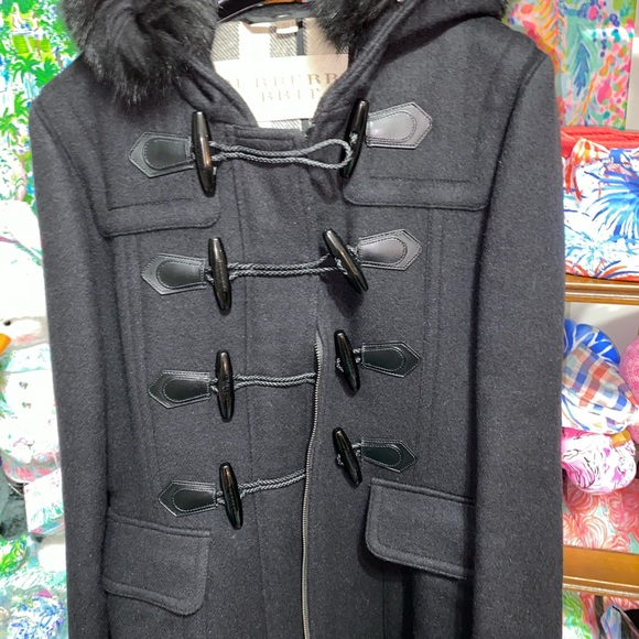 Authentic  Burberry  duffle coat - like new - Picture 6 of 8
